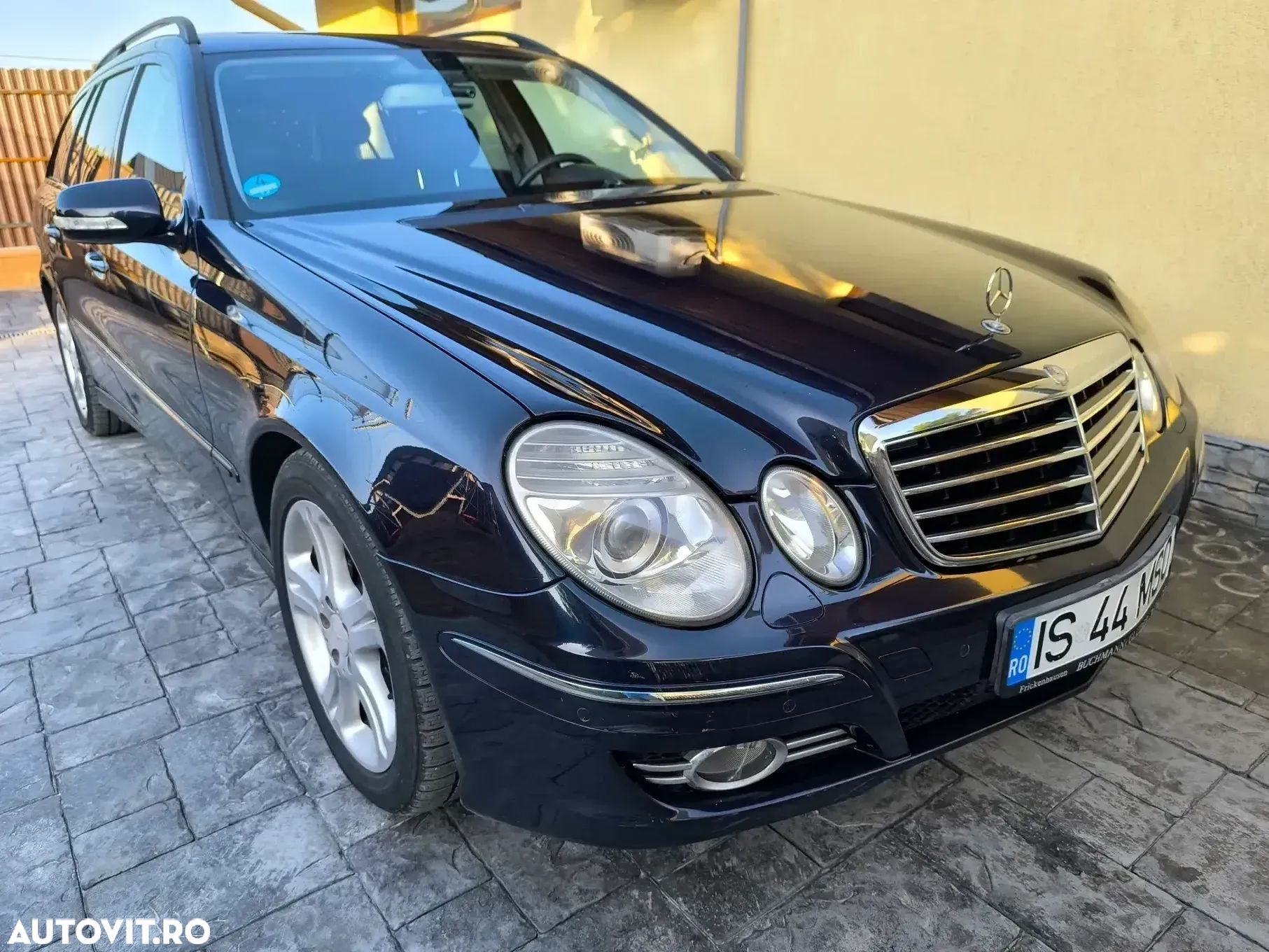 Mercedes-Benz E 220 T CDI Automatik Avantgarde DPF - 1