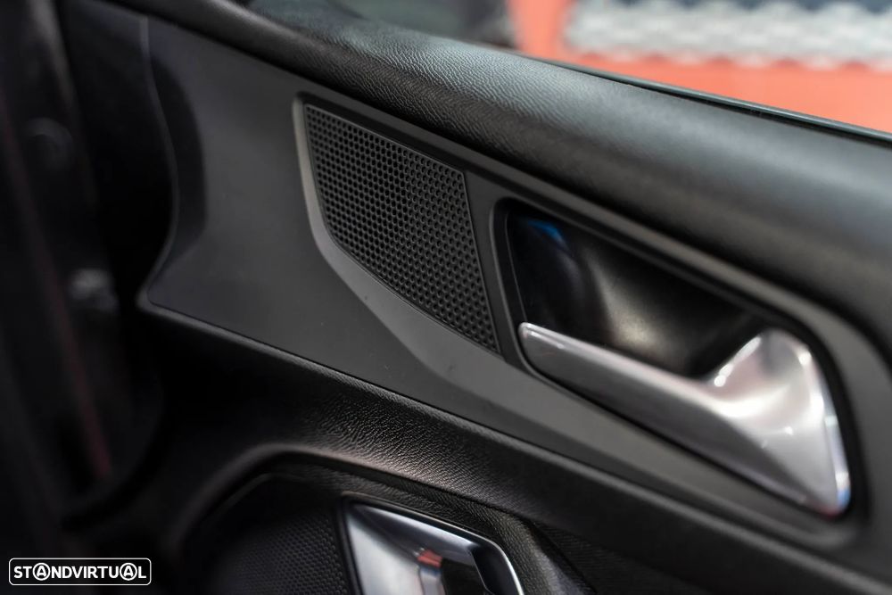 Peugeot 308 1.2 PureTech Style - 24