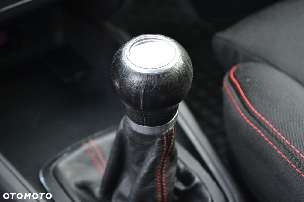 Seat Leon 1.8 20V Turbo Cupra R - 12