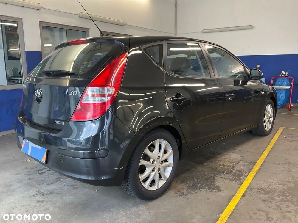 Hyundai i30 1.6 CRDI Comfort - 10