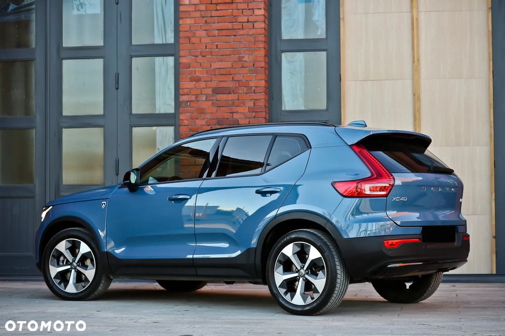 Volvo XC 40 B4 B AWD DKG Ultimate Bright - 10