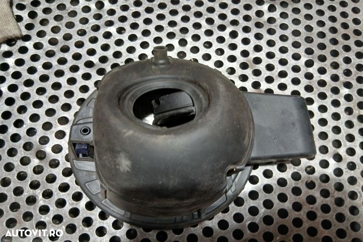 Usita rezervor 5M0809857 5M0809857 Volkswagen VW Golf 5 [2003 - 2009] - 2