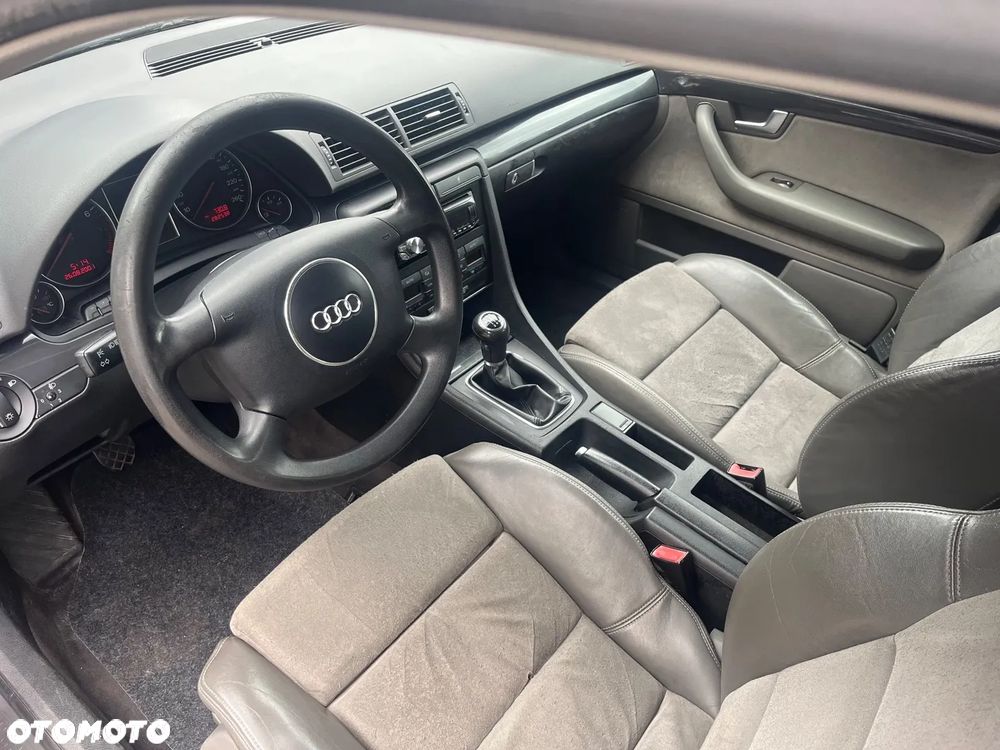Audi A4 Avant - 17