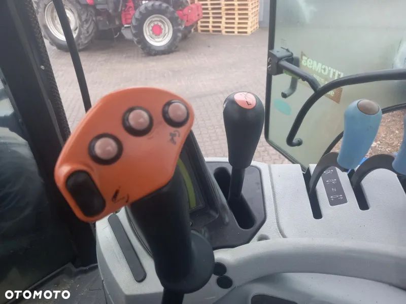 Podłokietnik 48009320 New Holland T6.155 - 2