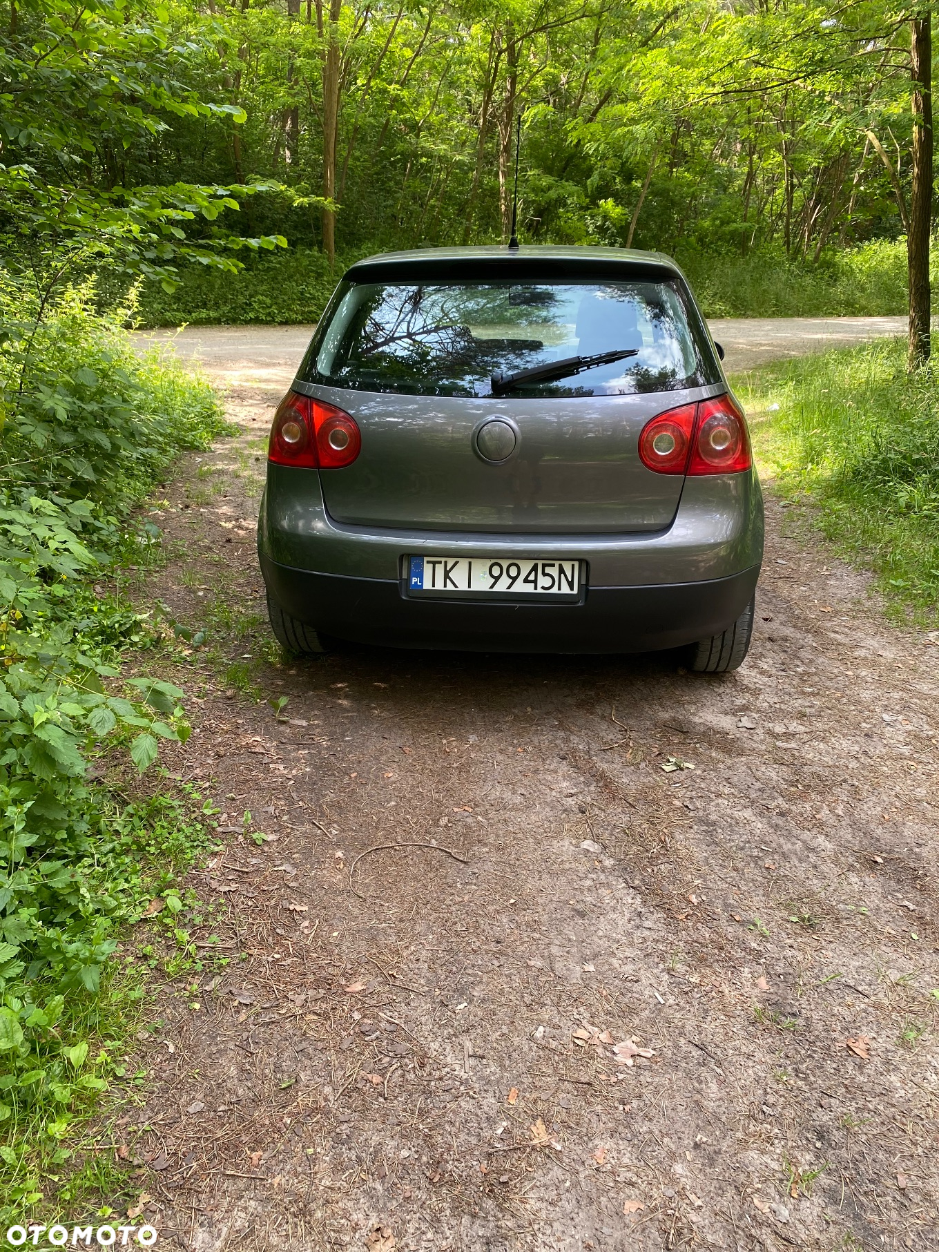 Volkswagen Golf 1.9 TDI DPF Comfortline - 5