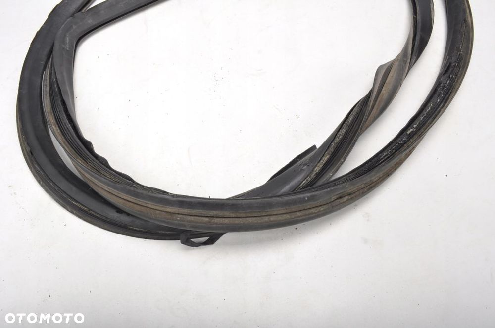 PORSCHE 911 II 930 USZCZELKA SZYBY CZOŁOWEJ - 4