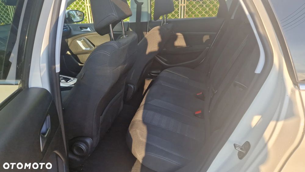 Peugeot 308 BlueHDi 150 EAT6 Stop & Start Allure - 18