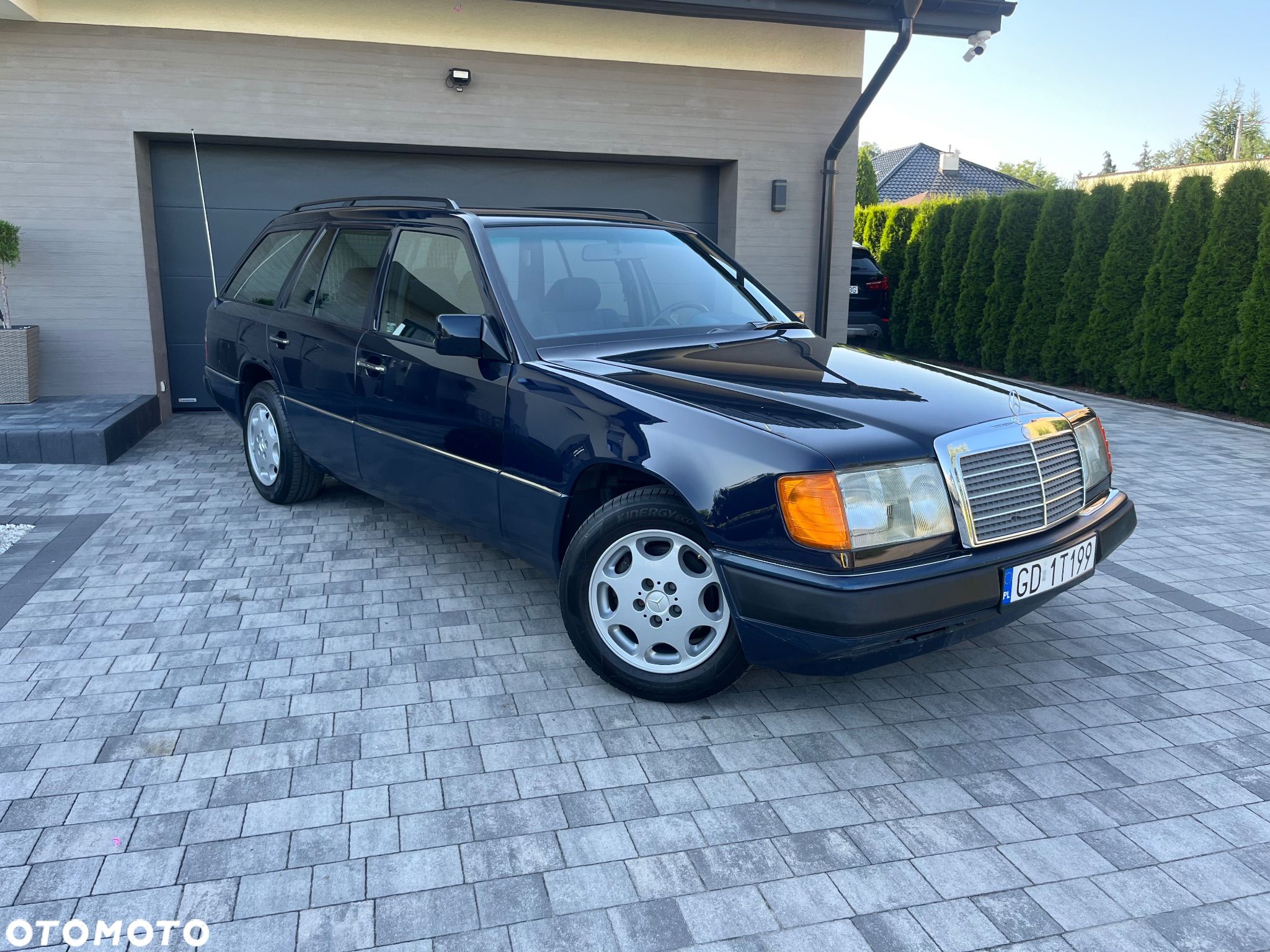 Mercedes-Benz W124 (1984-1993) - 1