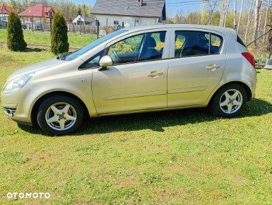 Opel Corsa 1.2 16V Essentia - 1