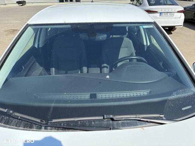 Volkswagen Golf 1.6 TDI Comfortline - 5