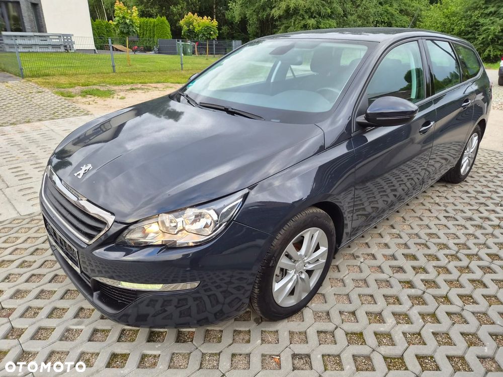Peugeot 308 - 1