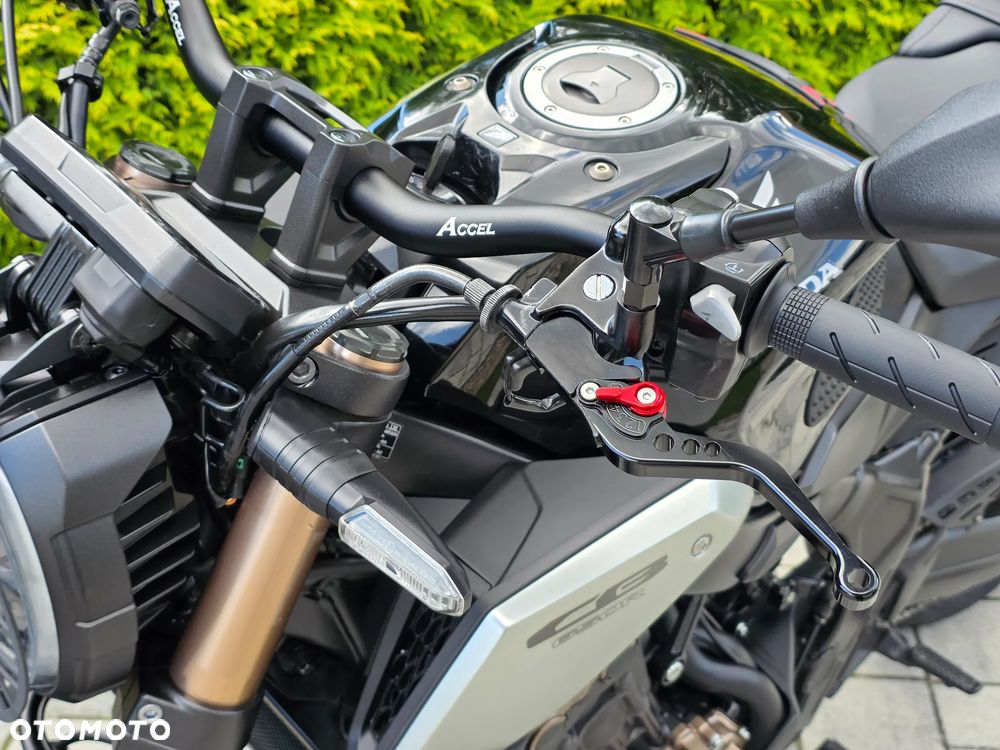 Honda CB - 28