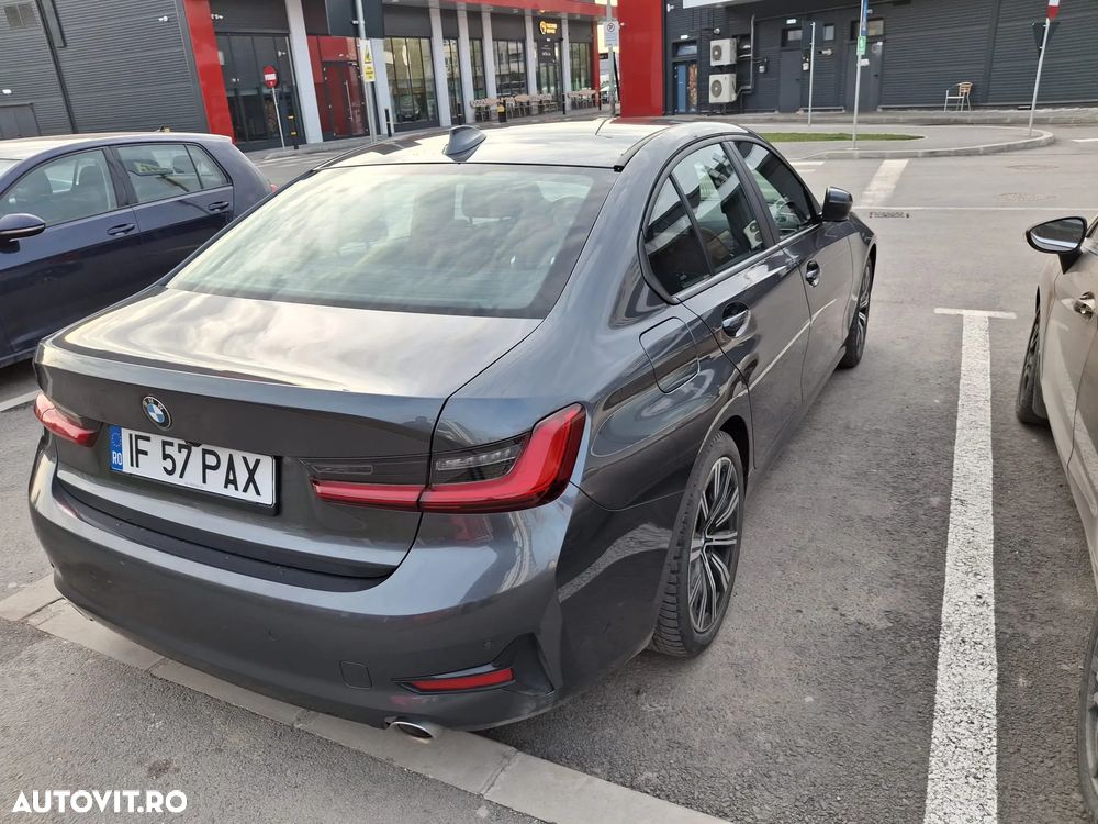 BMW Seria 3 318i AT - 4