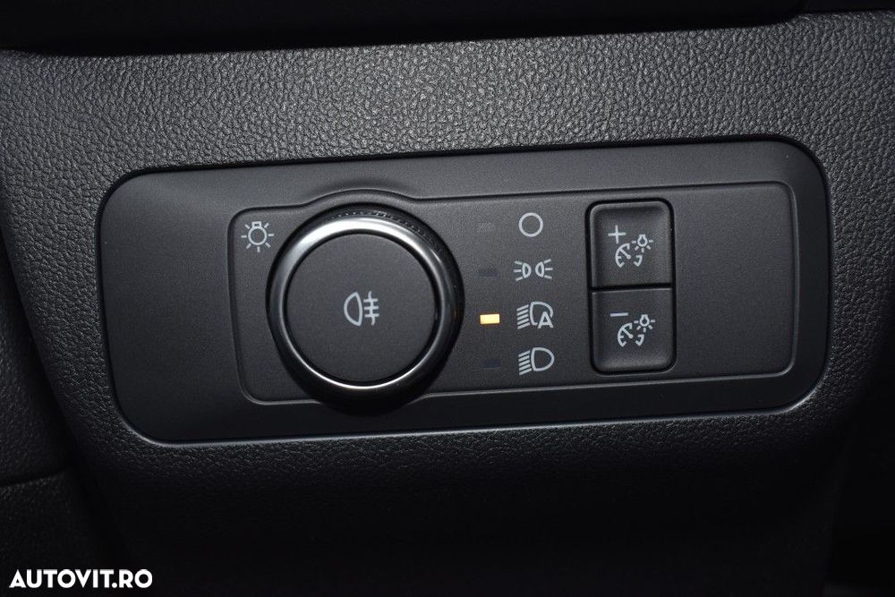 Ford Kuga - 22