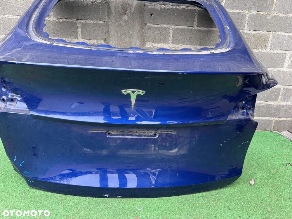 TESLA Y 20- KLAPA BAGAŻNIKA ORG EU - 8