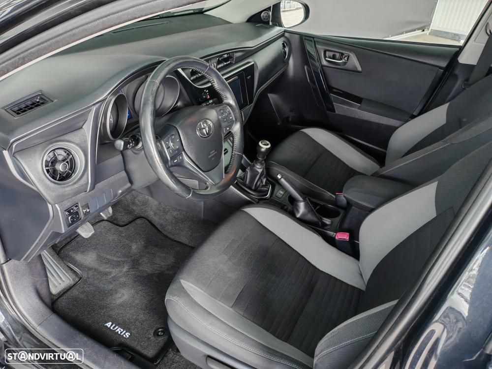 Toyota Auris Touring Sports 1.4 D-4D Comfort+Pack Sport - 8