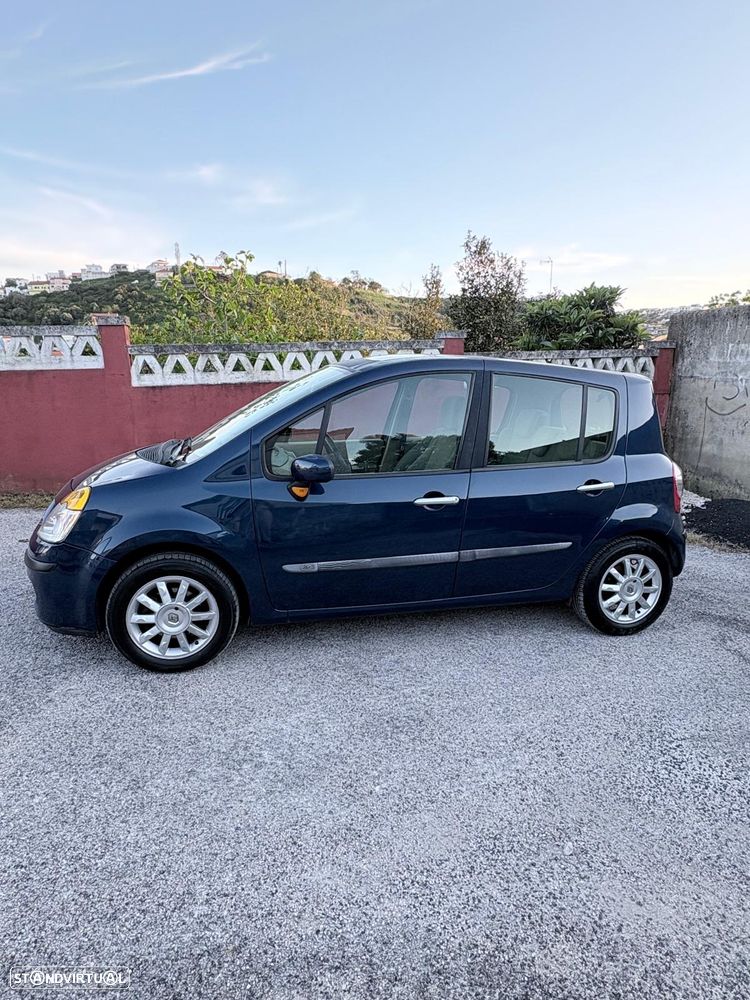 Renault Modus - 1