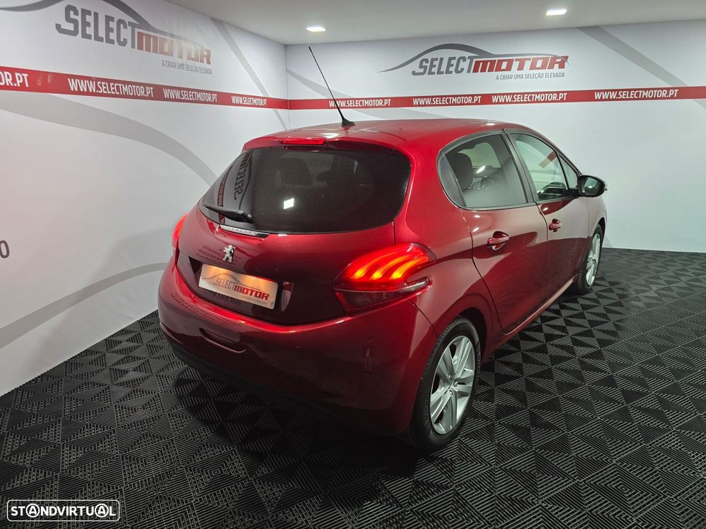 Peugeot 208 1.2 PureTech Style - 4