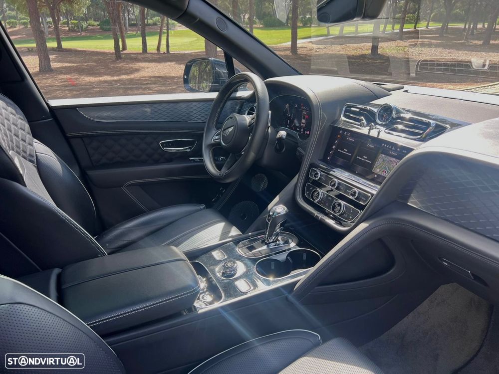 Bentley Bentayga - 27