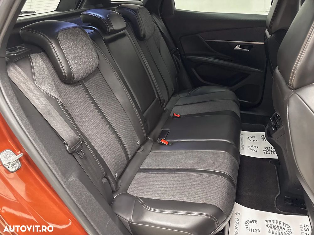 Peugeot 3008 1.2 PureTech Turbo S&S GT-Line - 9
