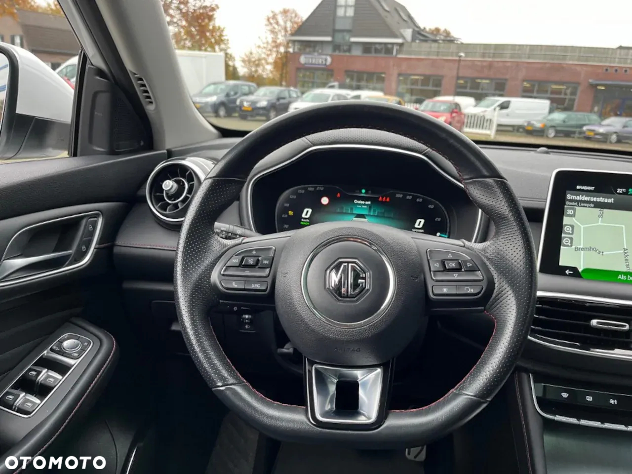 MG EHS PHEV Luxury - 23