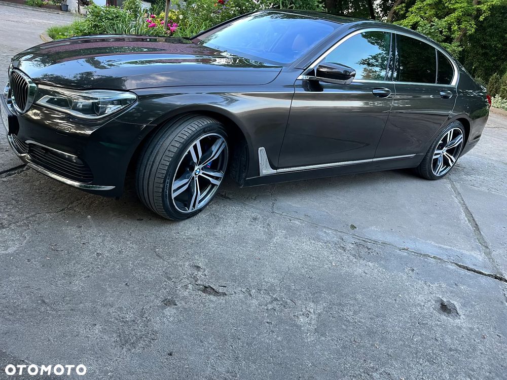 BMW Seria 7 730d xDrive - 10