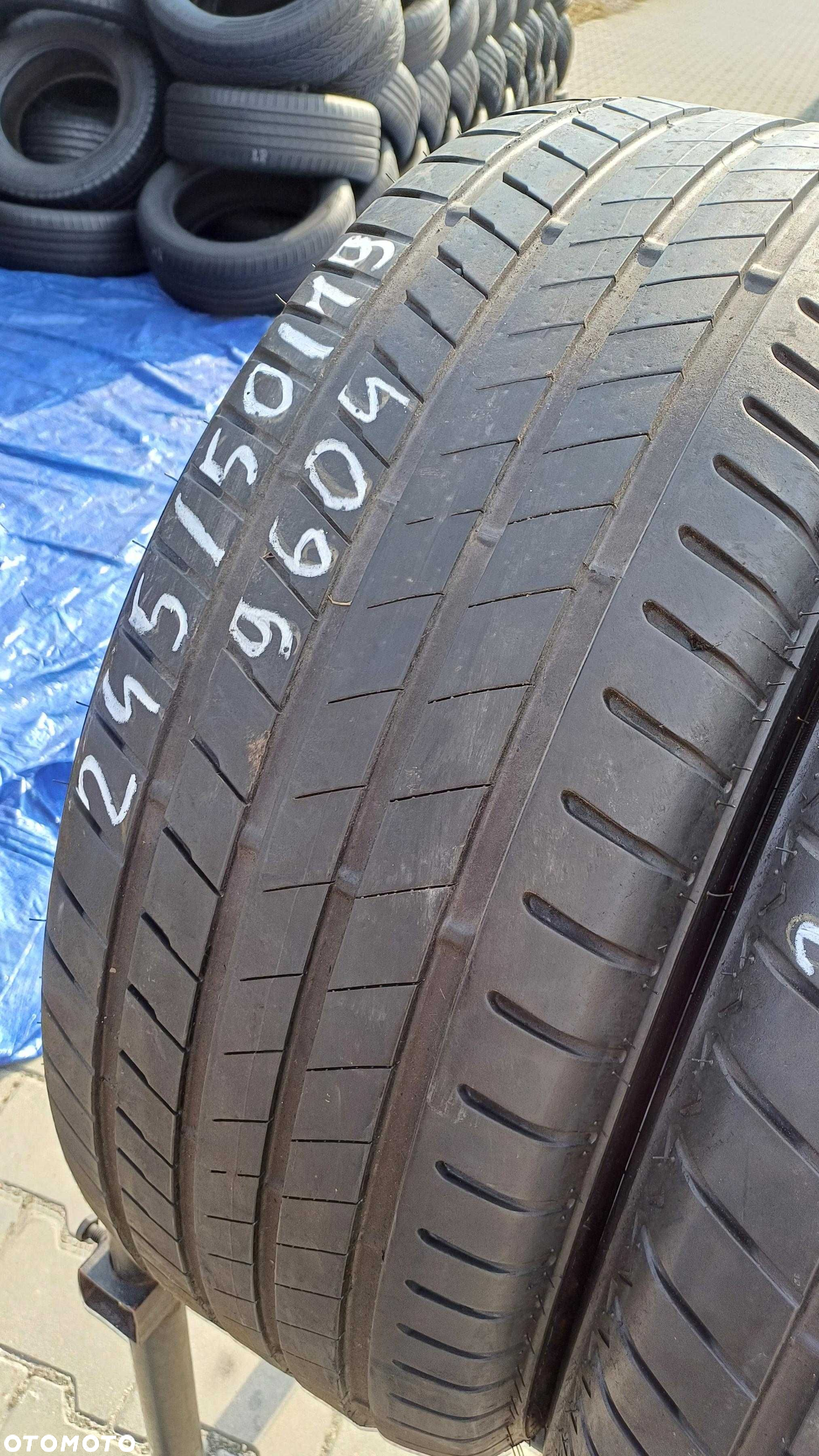 245/50/19 Bridgestone Alenza 001 H:BMW RFT RSC 105W - 2