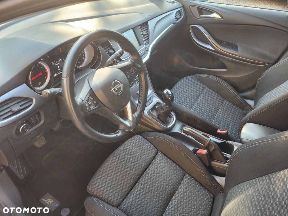 Opel Astra 1.4 Turbo Edition - 25