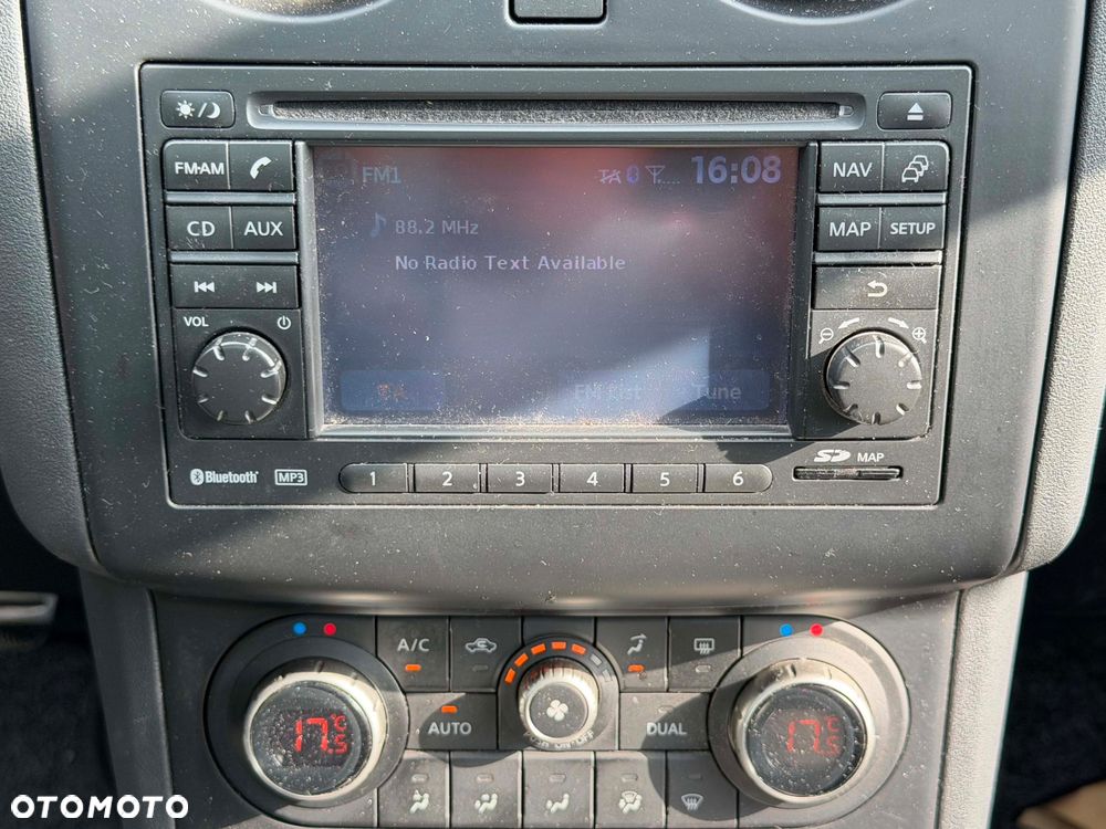 Nissan Qashqai+2 2.0 dCi DPF 4x4 acenta - 24