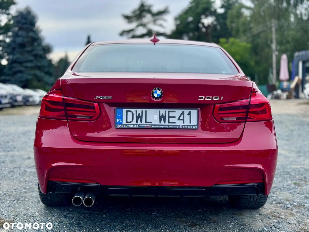 BMW Seria 3 328i - 9