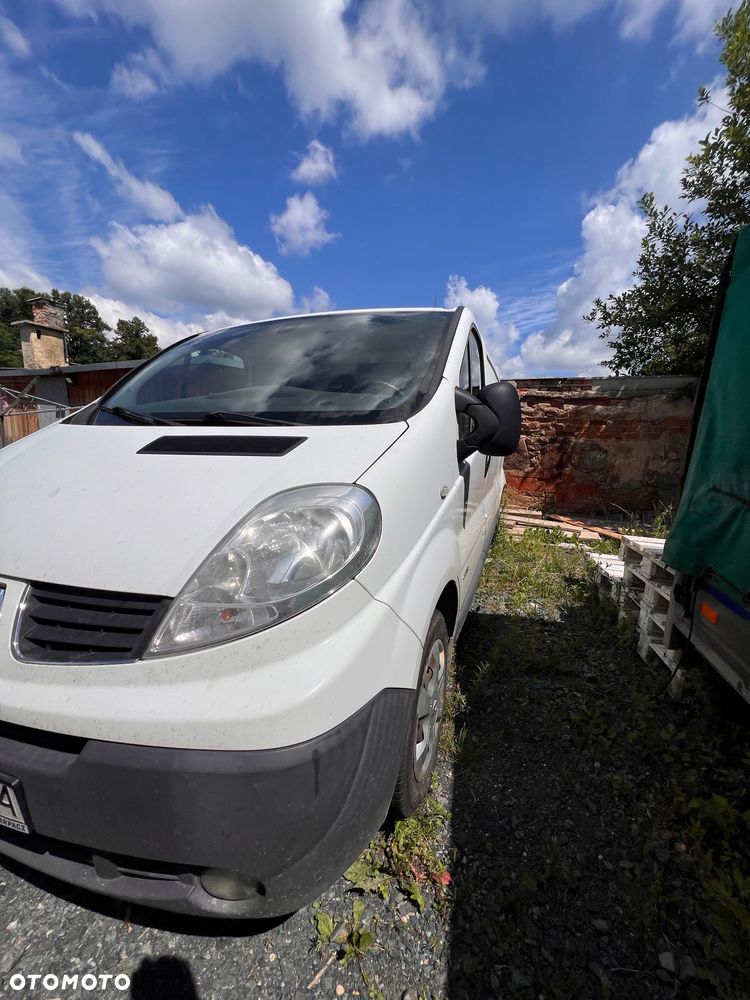 Renault Trafic - 2