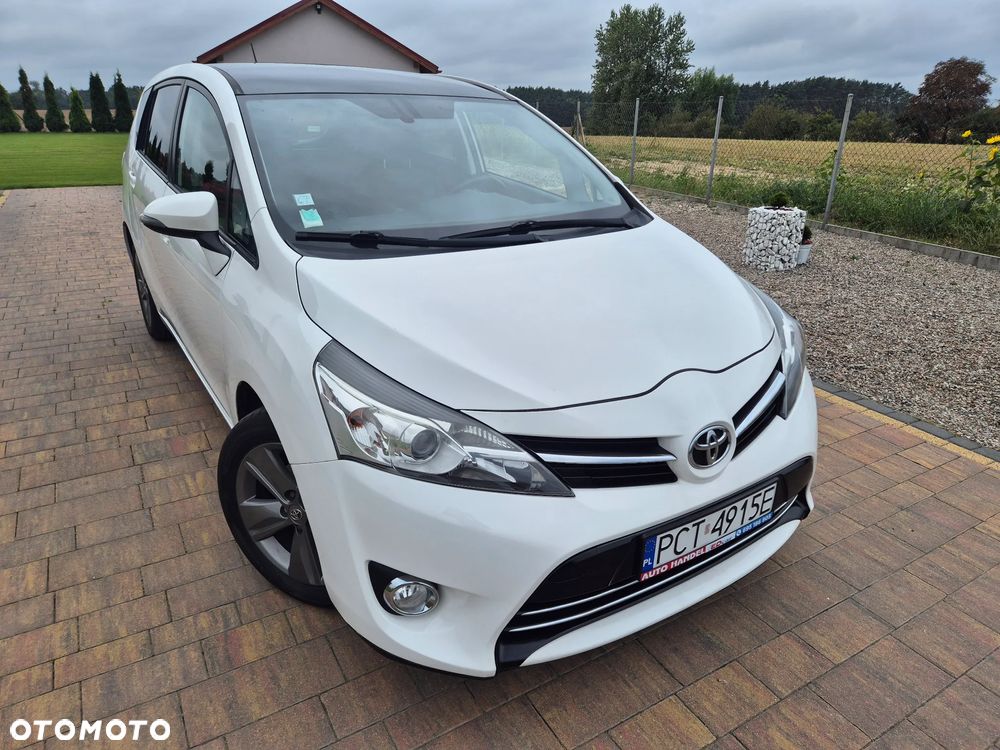 Toyota Verso 1.6 D-4D Premium - 8