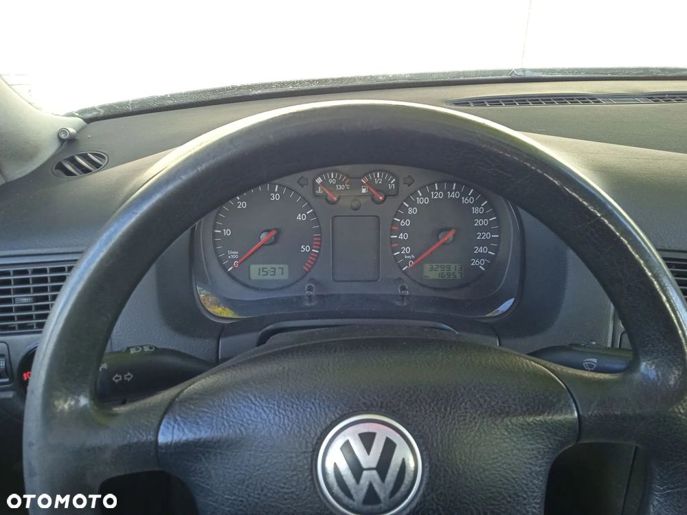 Volkswagen Golf IV 1.9 TDI 4Mot Comfortline - 22