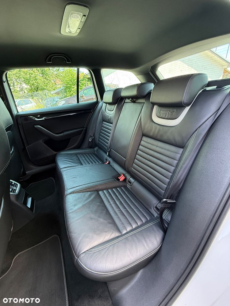 Skoda Octavia 2.0 TDI (Green tec) RS - 17