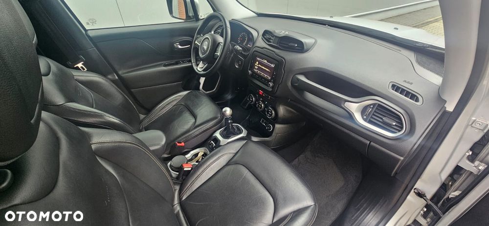 Jeep Renegade 1.4 MultiAir Limited - 22