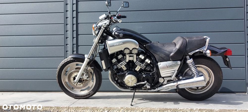Yamaha V-MAX