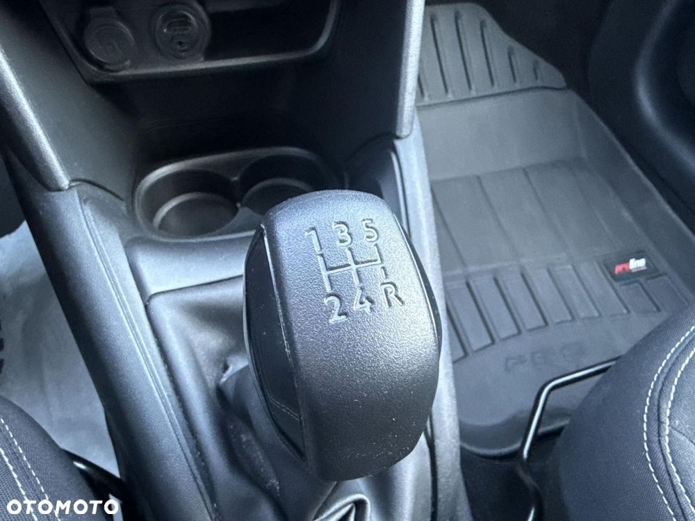 Peugeot 208 1.2 PureTech Style - 17