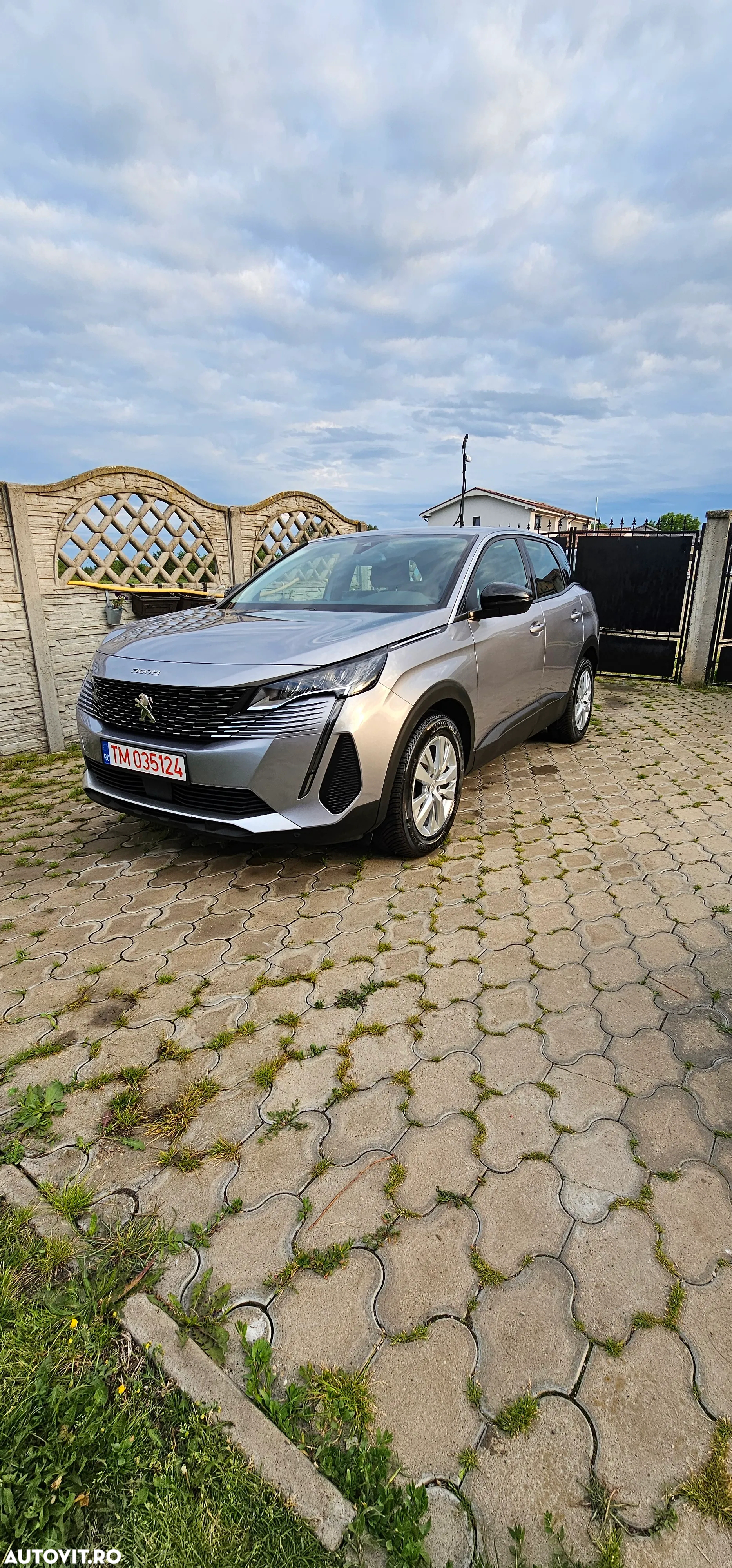 Peugeot 3008 1.2 PureTech 130 EAT8 Active Pack - 24