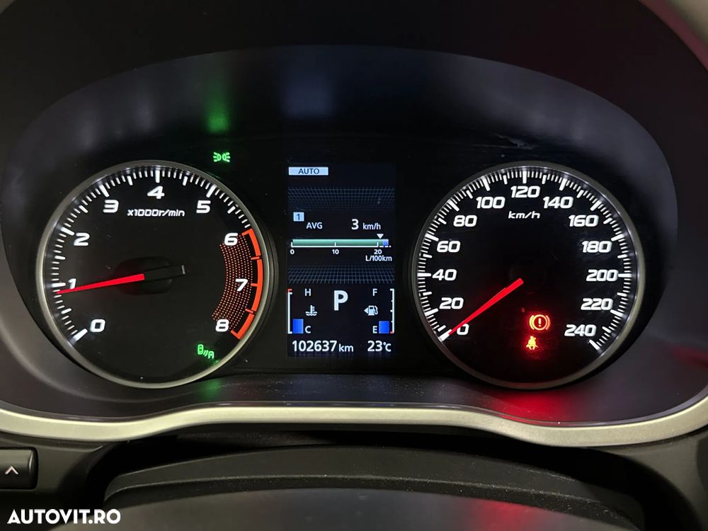 Mitsubishi Eclipse-Cross - 11