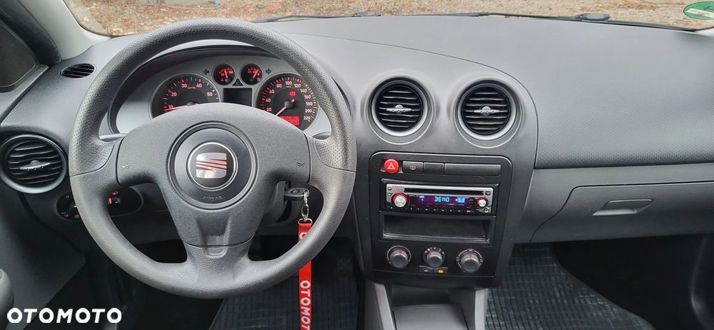 Seat Ibiza 1.2 12V Reference - 14