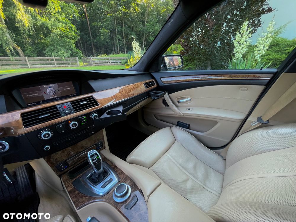 BMW Seria 5 535d - 19