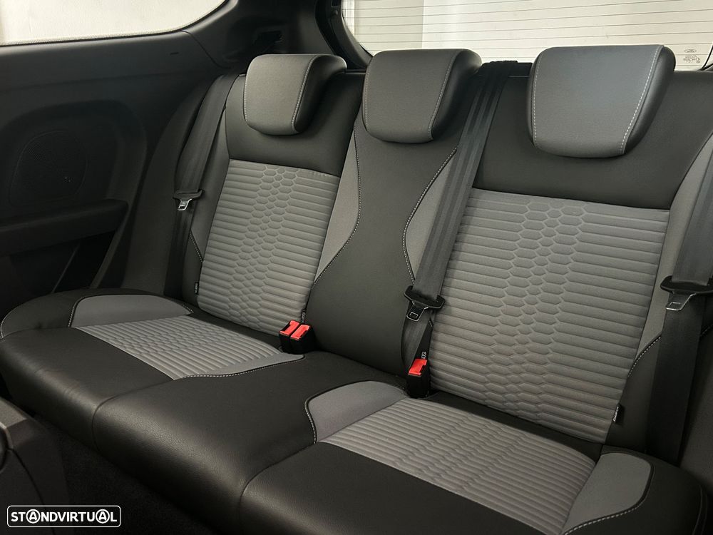 Ford Fiesta 1.6 T ST — fotografia 14