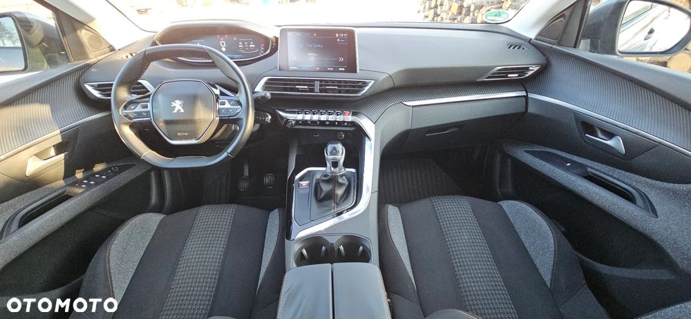 Peugeot 5008 - 13