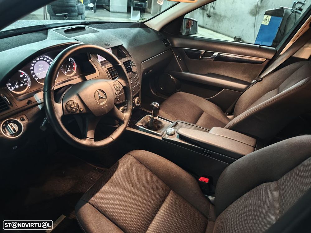 Mercedes-Benz C 180 Station CGI BlueEFFICIENCY Elegance - 9