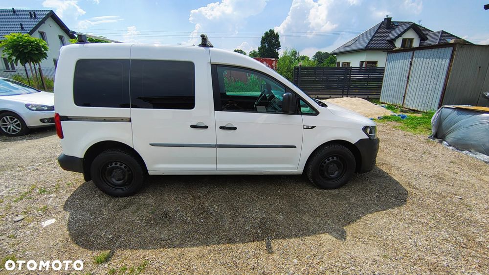 Volkswagen Caddy 2.0 TDI Alltrack - 2