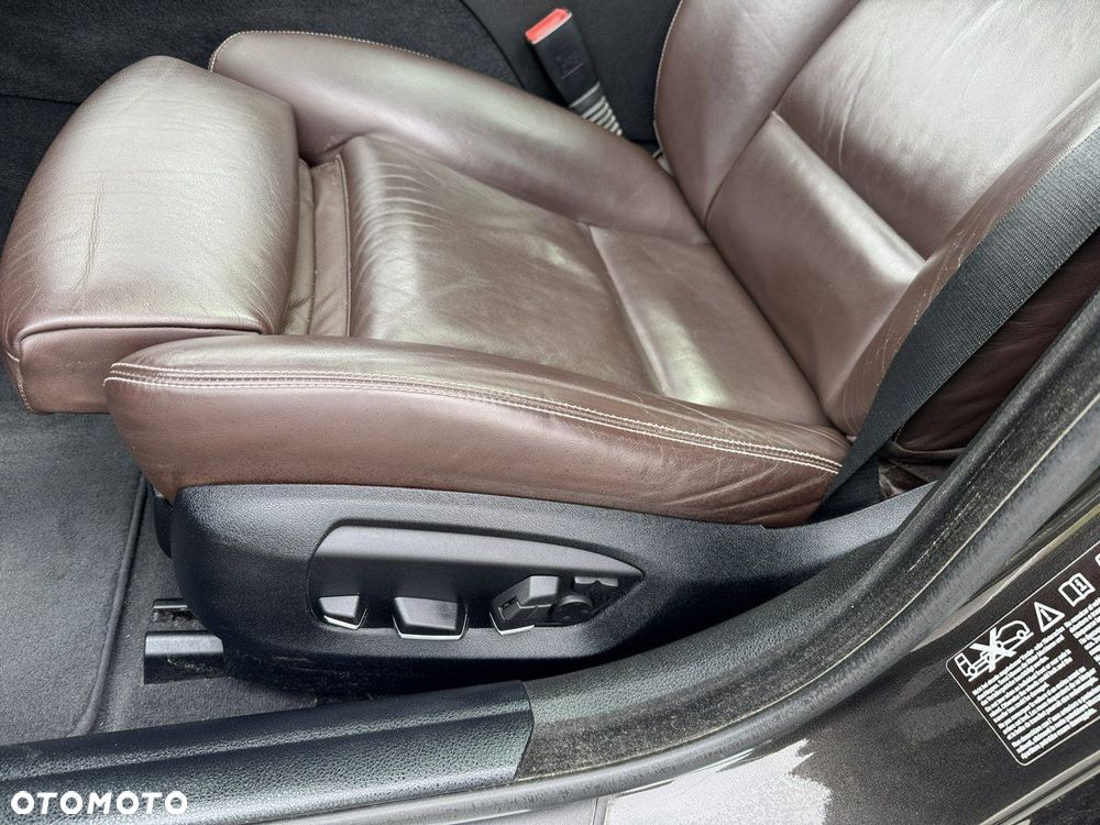 BMW Seria 5 520d Luxury Line sport - 20