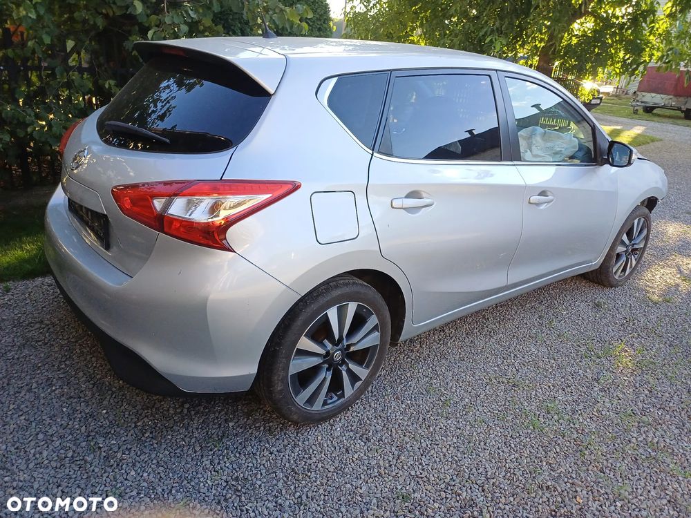 Nissan Pulsar 1.2 DIG-T Tekna EU6 - 3
