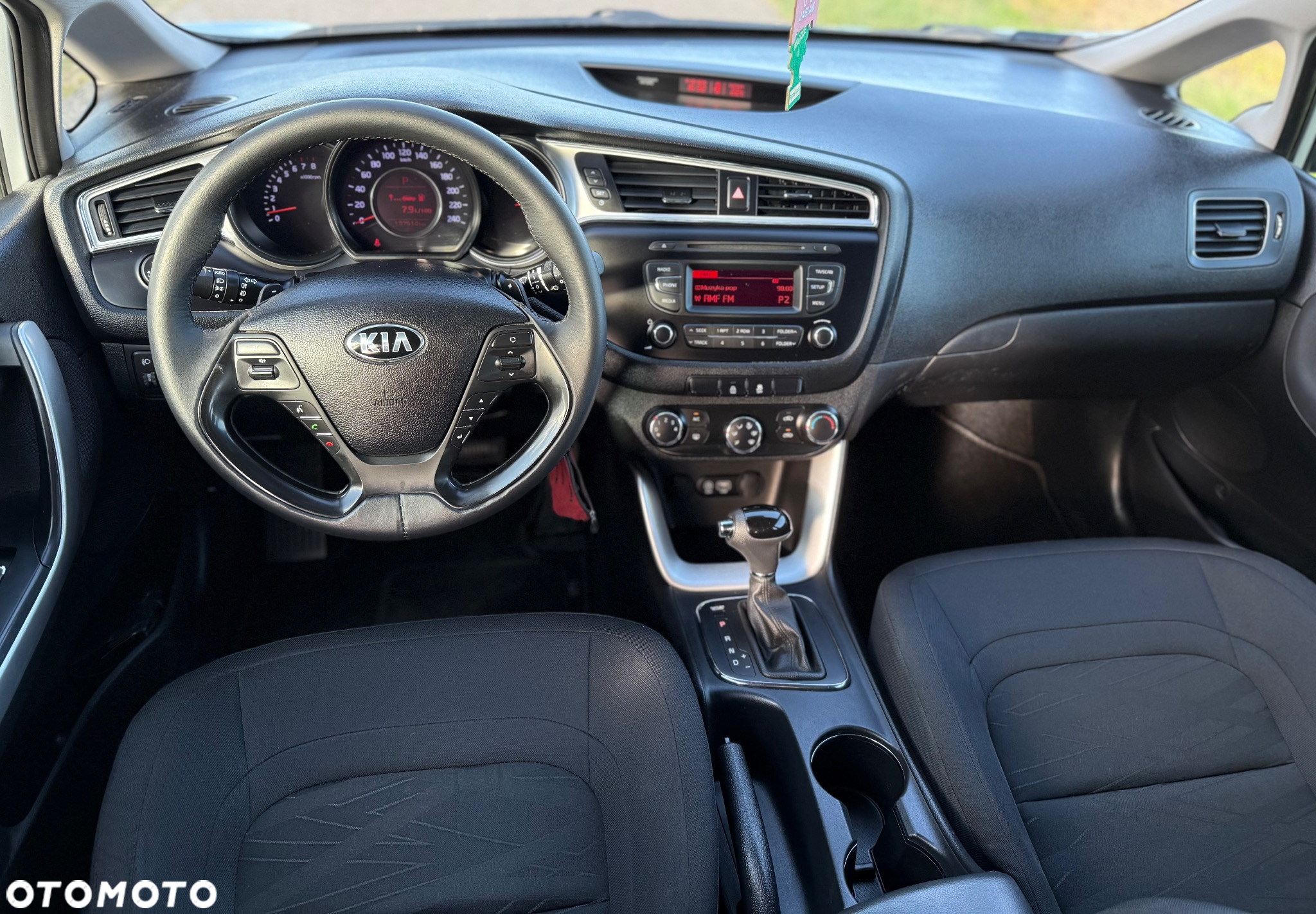 Kia Ceed Cee'd 1.6 GDI L DCT - 10