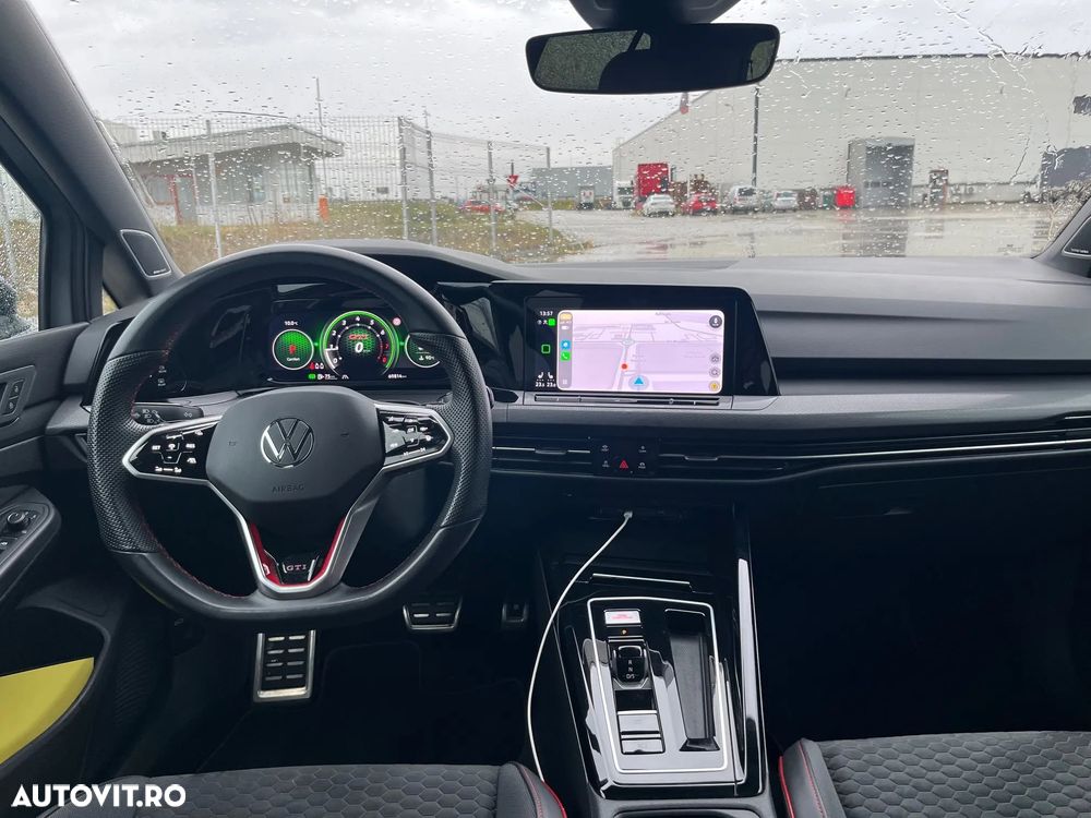 Volkswagen Golf - 9
