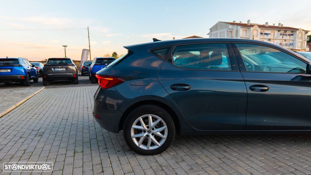 SEAT Leon 2.0 TDI Style - 4